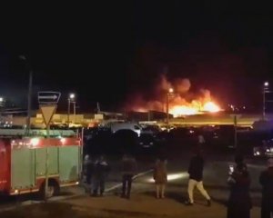 В Ростове-на-Дону горит вещевой рынок