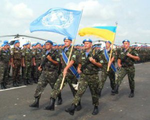 Украине не нужен миротворческий контингент - эксперт