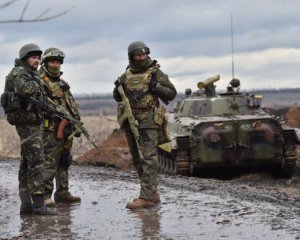 Боевики огнем накрыли Широкино и Новоалександровку, двое раненых