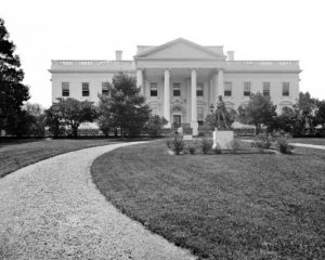 Место для Белого дома выбрал Джордж Вашингтон
