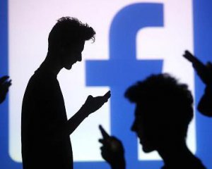 Из-за России Facebook изменит подход к политической рекламе