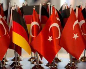Понад 600 турецьких чиновників втекли до Німеччини
