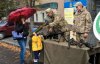 Ели кашу и собирали оружие - как отпраздновали День защитника Украины