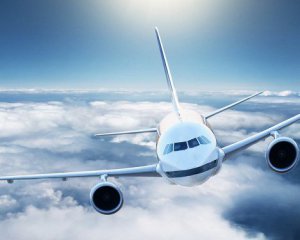 Іноземна авіакомпанія зменшує кількість рейсів до України
