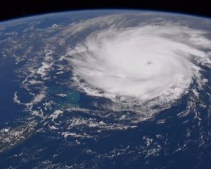 Последствия урагана: британцев предупредили об отключении электроэнергии