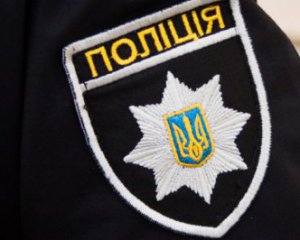 Підлітки-рецидивісти побили та пограбували іноземця