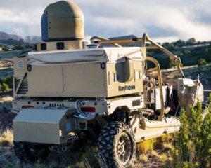 Показали передвижную лазерную пушку