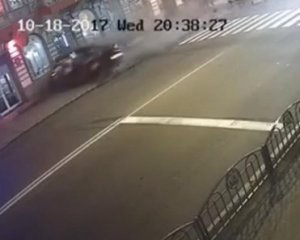 Трагедія в Харкові: показали відео моменту наїзду позашляховика на людей