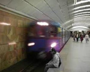 З&#039;явилися подробиці самогубства у столичному метро