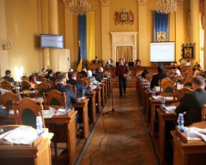 &quot;Ми зрозуміли, що питання складне&quot; - Львів не перераховуватиме 20 млн грн російському бізнесменові