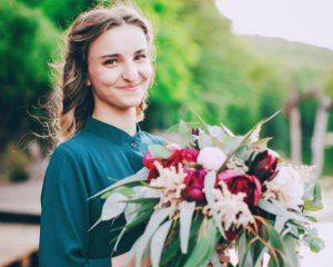 Кривава трагедія в Харкові: шосту жертву ДТП поховали у весільній сукні