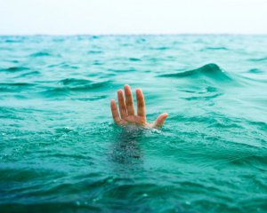 25-летняя девушка утонула в реке