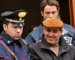Мафіозі наказав синові убити сестру через її стосунки з "копом"