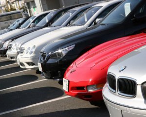 Не "евробляхами" едиными: в 2017 году украинцы потратили рекордную сумму на новые авто