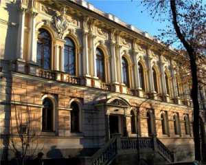 Картины спасены: музей Ханенко подключили к отоплению