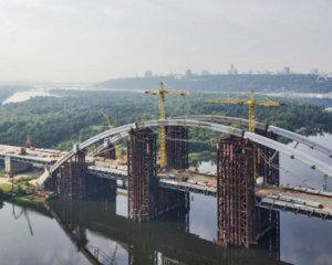 Проезд по одному из киевских мостов будет платным