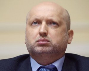 "Потрібна мобілізація всієї нації" - Турчинов про перемогу над РФ
