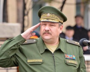 Захарченко заметает следы своих подарков кадровым российским военным