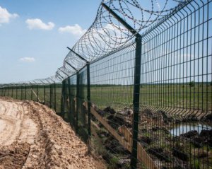 Росія планує збудувати стіну на кримському адмінкордоні