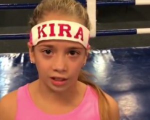 Девятилетняя девочка-боксер оригинально поддержала Ломаченко
