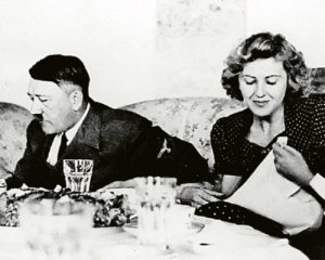 Історик назвав страви, які Гітлер їв перед смертю