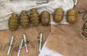 Правоохранители обнаружили три тайника с боеприпасами в Днепропетровской