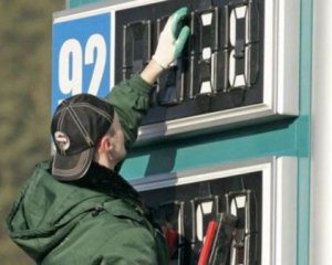 Сообщили, стоит ли ожидать снижения цен на бензин