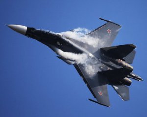 Российский истребитель перехватил самолет США над Черным морем