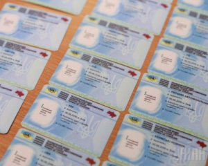 Первое водительское удостоверение украинцы будут получать на 2 года
