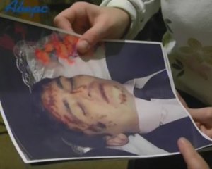 "Побите обличчя й дірка в голові" - мати вимагає розслідувати смерть сина в СІЗО