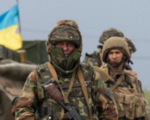 Бойовики розповідають, що українські військові покинули Гладосове і Травневе