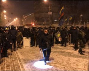 Столкновения под Радой: штурмовали палатки Саакашвили