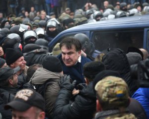 Руководитель Нацполиции прокомментировал задержание Саакашвили тремя словами