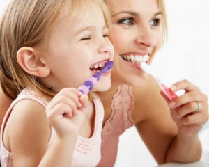 От стресса до сердечного приступа: что будет с тем, кто ленится чистить зубы