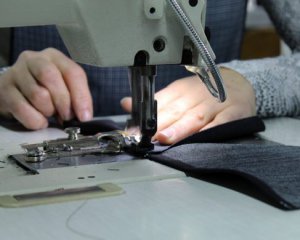 Рассказали, как мировые бренды шьют одежду в Украине