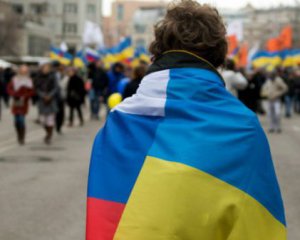 Украинцы рассказали, какие взятки дают за проживание в России