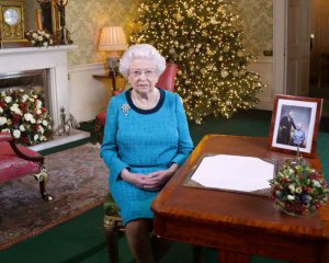 Особистий кухар  Британської королеви розповів секрети її різдвяної вечері