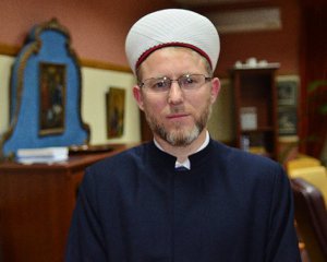 В Украине перенимают практику ФСБ: мусульманам подбросили экстремистскую литературу - муфтий Исмагилов