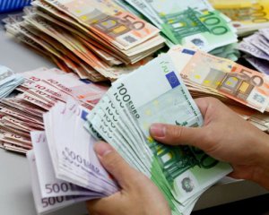 У Франції безхатченко виніс €300 тис. з аеропорту