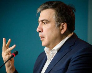Все силы в Украине должны начать диалог — Саакашвили