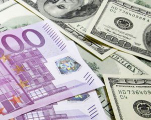 Нацбанк упростил ввоз валюты в Украину