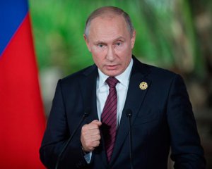 В соцсетях Путина поддерживают аккаунты умерших людей