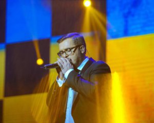 Александр Пономарев спел о &quot;лучшей&quot; женщине