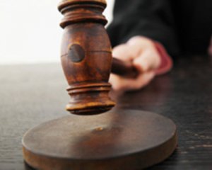 Суд звільнив священика, який напідпитку збив трьох підлітків