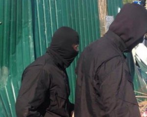 В Киеве у мужчины забрали 550 тыс. грн среди дня