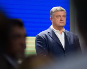 У Меркель гостро розкритикували Порошенка