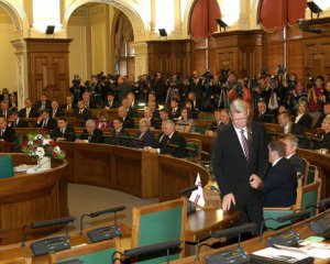 Латвия сравняла участников Второй мировой с противоположных сторон окопов