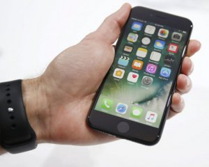 На Apple подали в суд за медленные iPhone