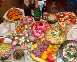 Скільки грошей українці витратять на новорічні свята