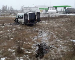 На Полтавщині зіткнувся мікроавтобус та вантажівка, є загиблий